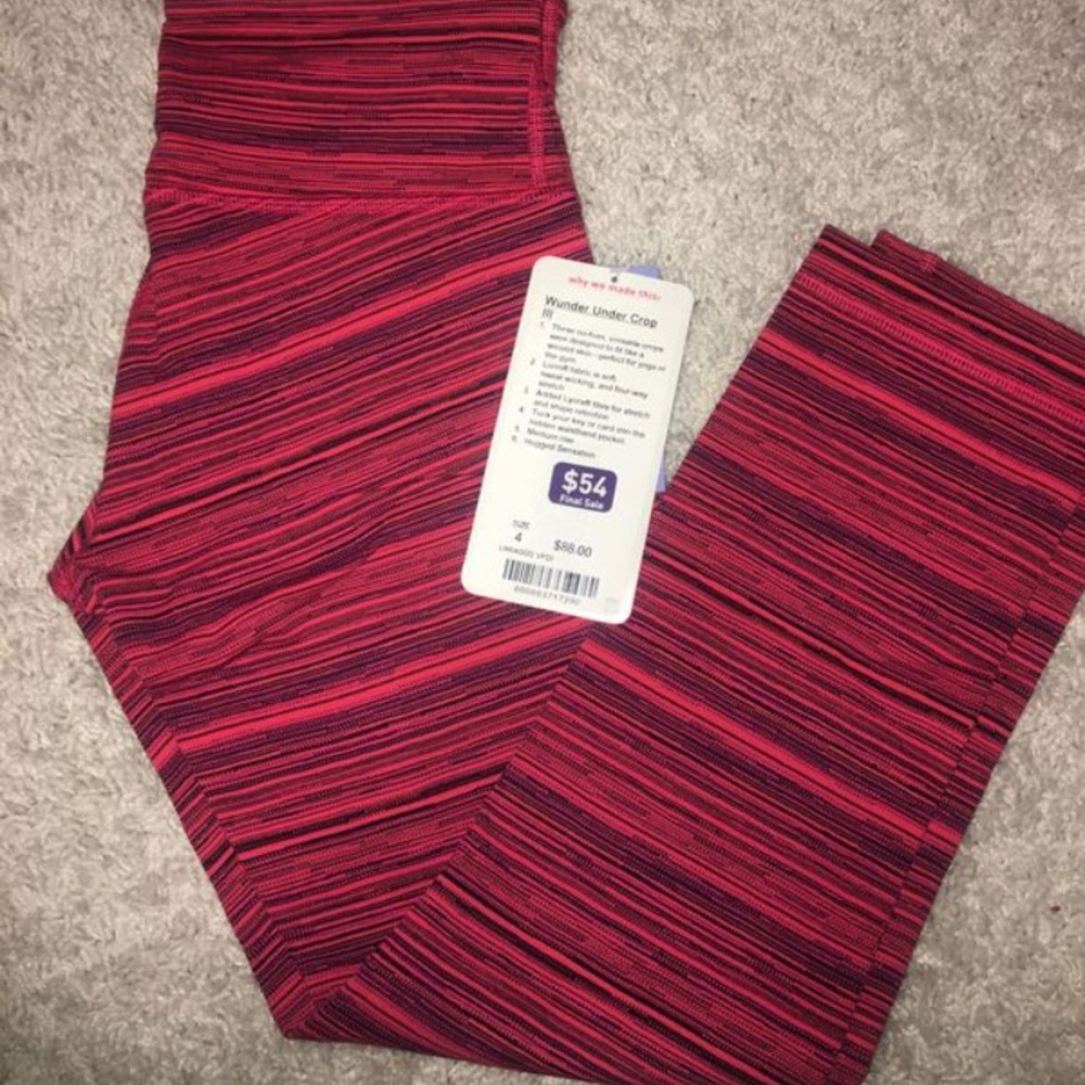 Lululemon WUC NWT 4